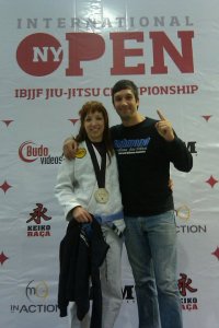 208192_1892999357054_776521_n